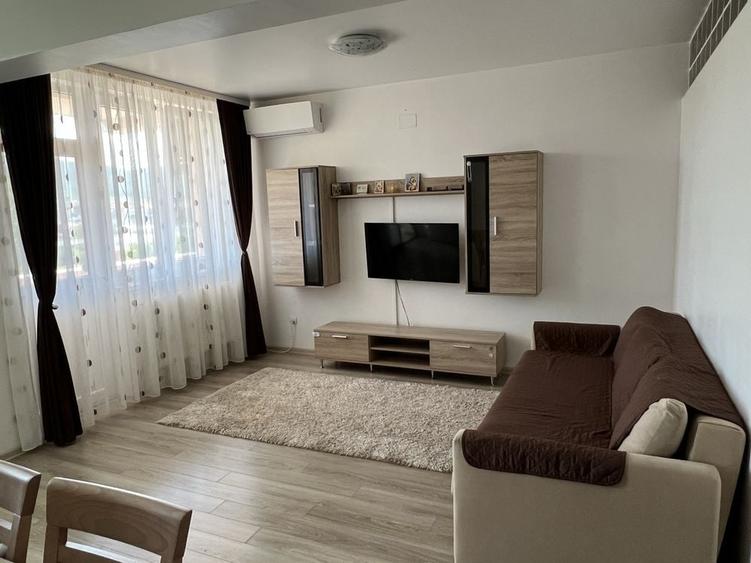 Proprietar, inchiriez apartament cu 3 camere, strada Anghel Saligny - 5