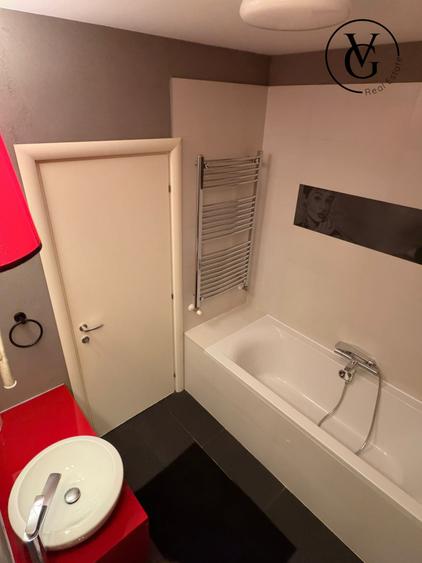Apartament cu 3 camere decomandat, mobilat în Voluntari