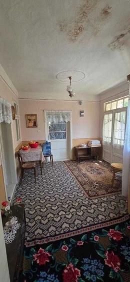 Casă cu 4 camere în Gurba