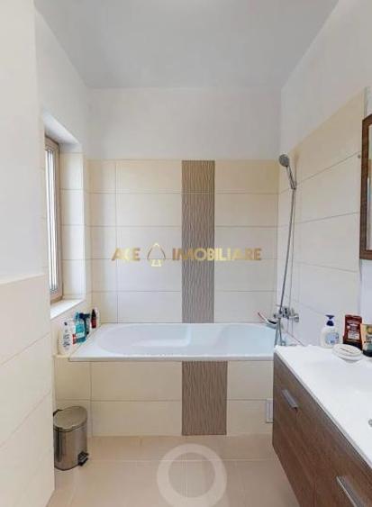 Apartament cu 3 camere decomandat, mobilat în Sisești