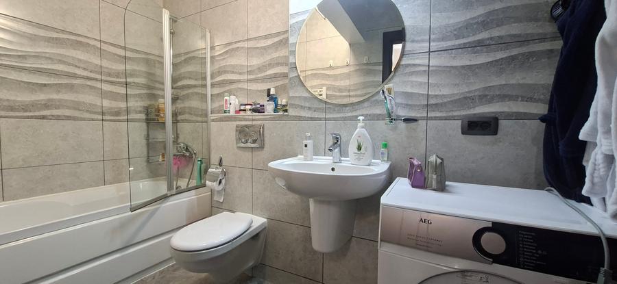 Apartament cu 2 camere decomandat în Siderurgiștilor