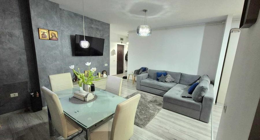 Apartament cu 3 camere decomandat, mobilat în Exterior Vest