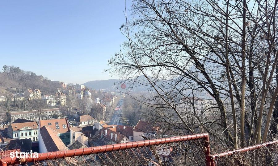 Teren de 729 mp, în Centrul Istoric