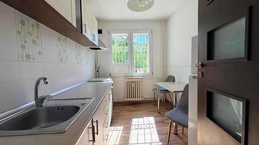 Apartament cu 2 camere în 1 Decembrie 1918