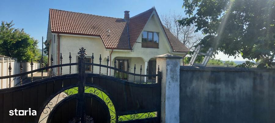 VILA DEOSEBITA REGIE PROPRIE 250 MP UTILI - DANCU - 260.000 EURO - 10