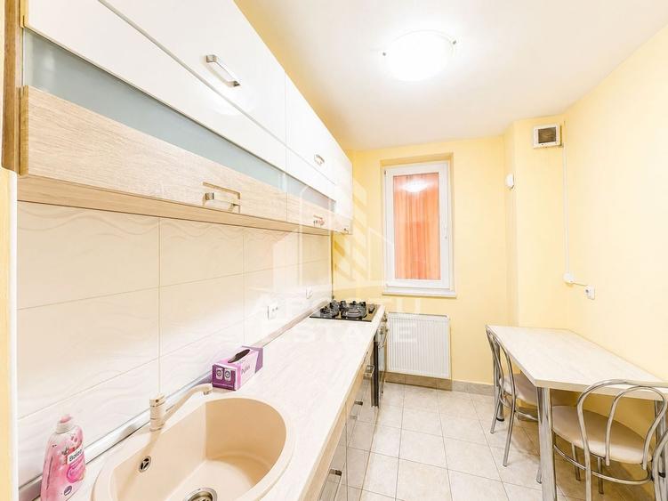 Apartament cu 3 camere decomandat, mobilat în Odobescu