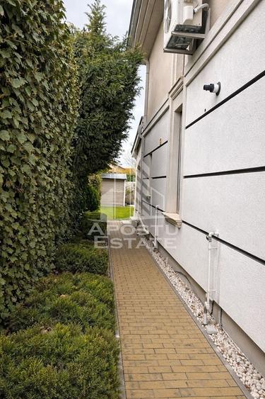 Duplex cu 4 camere cu Canalizare în Dumbrăvița