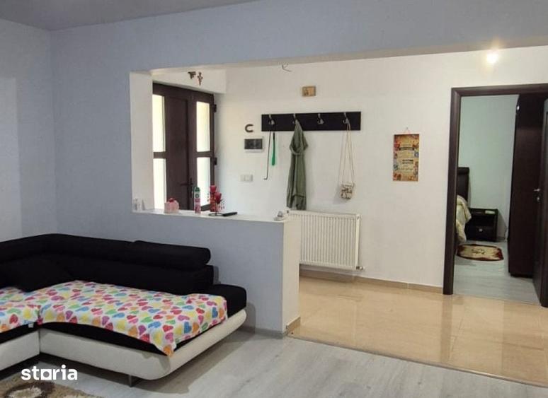 Casă cu 3 camere cu Teren 450 Mp în Bârnova