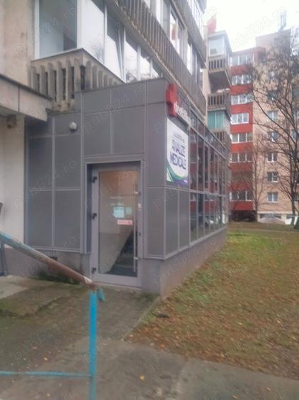 Spațiu comercial, de 92 mp, în Tudor
