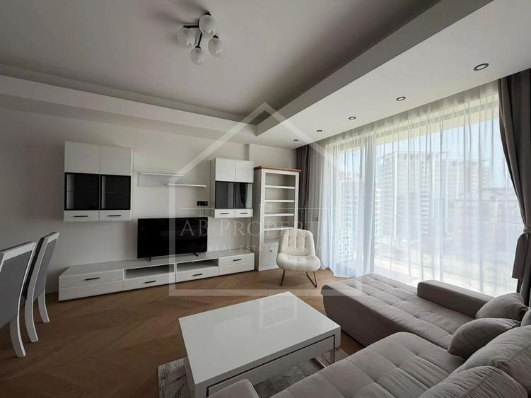 Apartament cu 2 camere semidecomandat, mobilat în Barbu Văcărescu