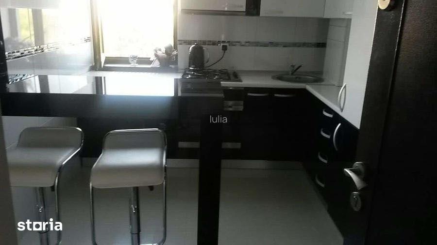 Apartament cu 2 camere decomandat, mobilat în Jiului