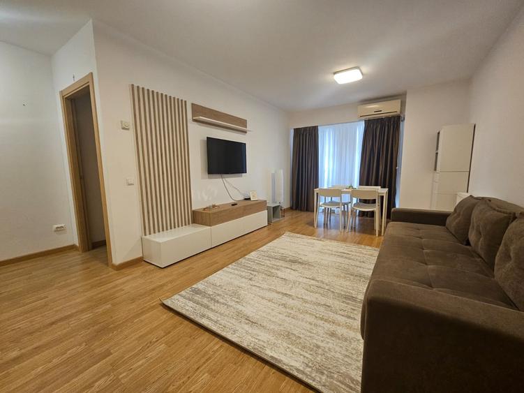Apartament cu 2 camere decomandat în Costin Georgian