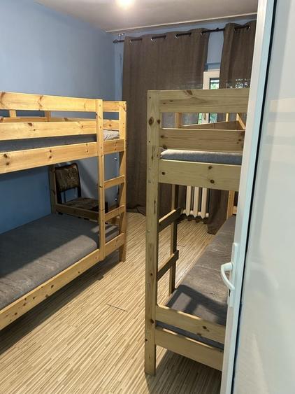 Apartament cu 3 camere decomandat în Exterior Vest