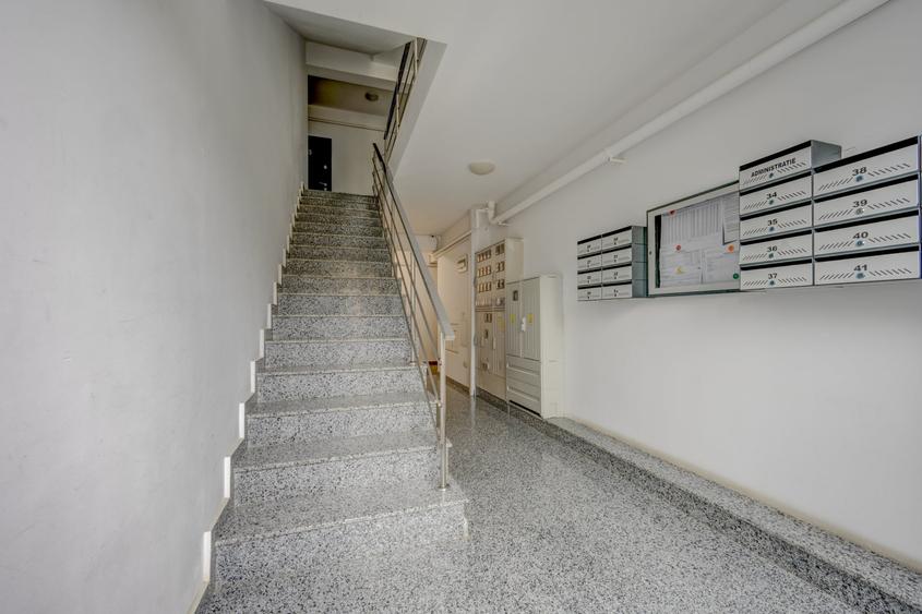 Apartament cu 2 camere semidecomandat, mobilat în Tunari