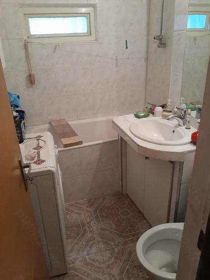 Apartament cu 2 camere semidecomandat în Sud