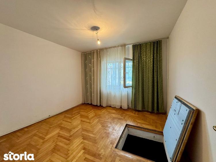Apartament cu 3 camere decomandat în Central
