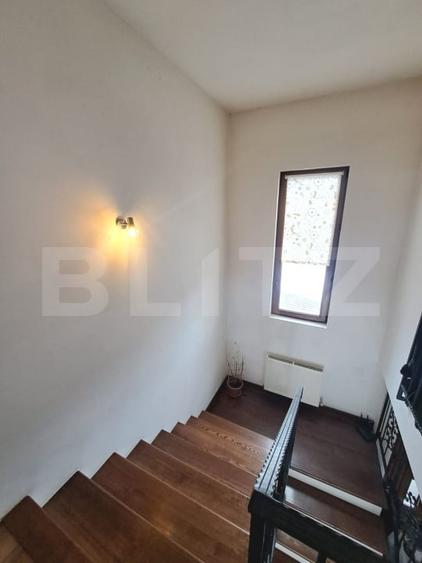 Duplex cu 4 camere cu Canalizare în Sânpetru
