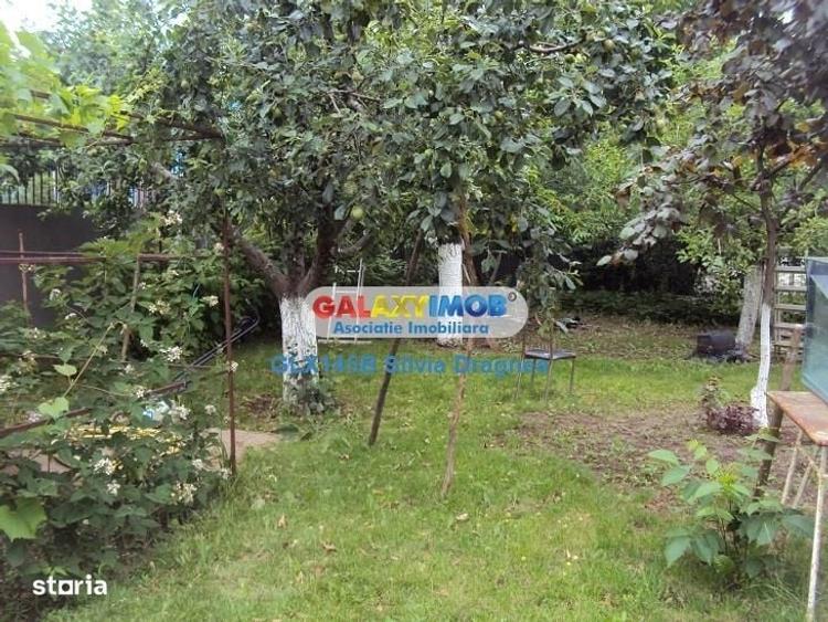 Casă cu 4 camere cu Teren 1330 Mp în Vidra