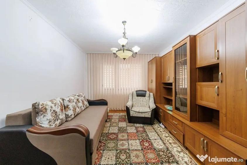 Apartament cu 2 camere decomandat în Trivale