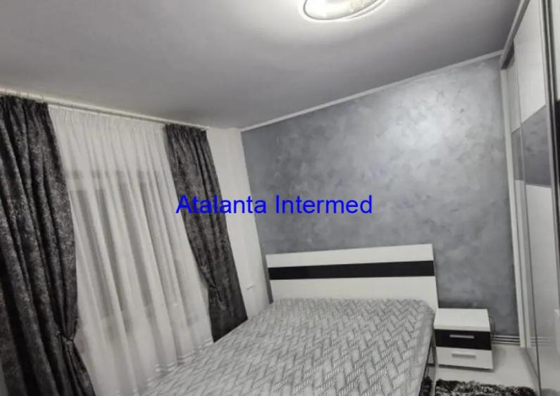 Apartament cu 3 camere decomandat, mobilat în Central