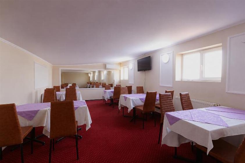 Hotel/Pensiune, de 451 mp, în Antiaeriană