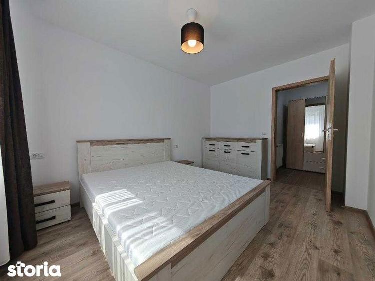 Apartament cu 2 camere decomandat, mobilat în Tractorul