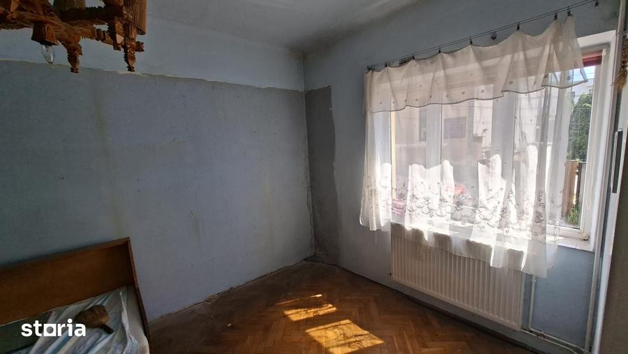 Casă cu 2 camere cu Teren 126 Mp în Central