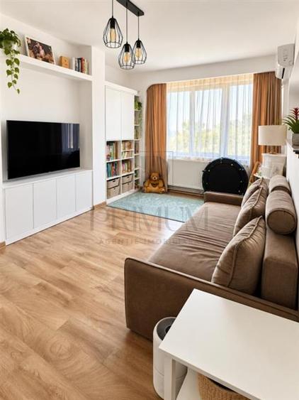 Apartament cu 4 camere decomandat în Circumvalațiunii