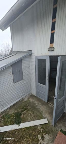 Casă cu 2 camere cu Teren 250 Mp în Târgu Neamț