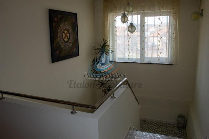 Casă individuală cu 5 camere cu Canalizare în Dărmănești