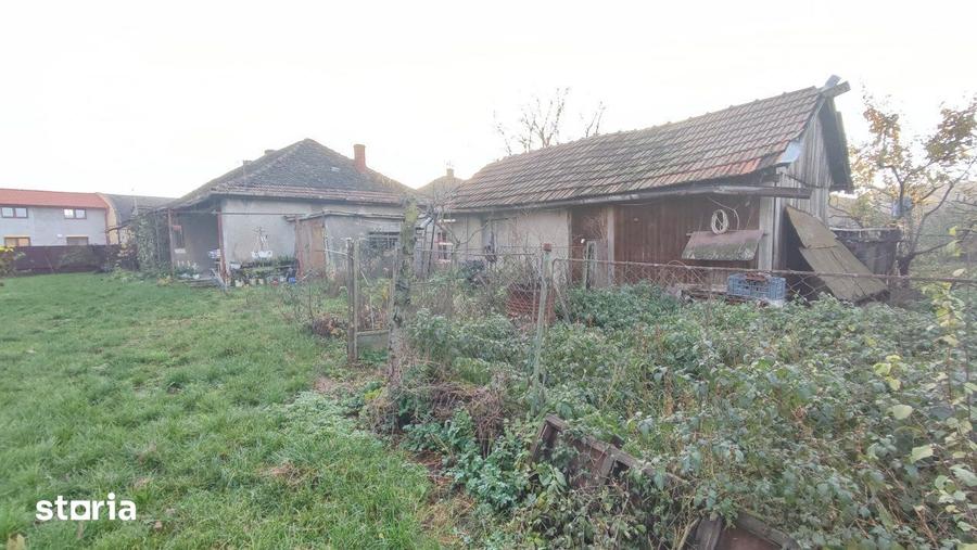 Teren de 3442 mp, în Central