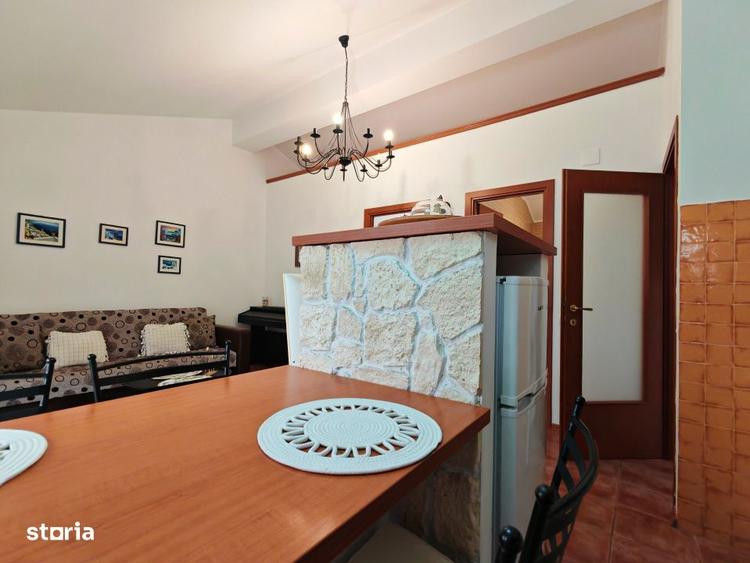 Apartament cu 2 camere, mobilat în Faleza Nord