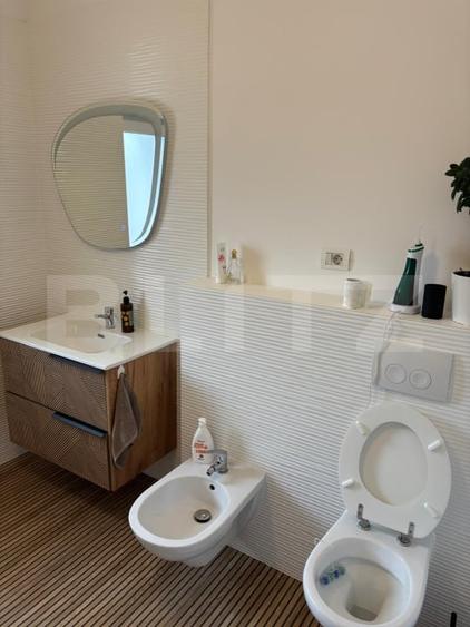 Casă individuală cu 4 camere cu Teren 350 Mp în Covaci