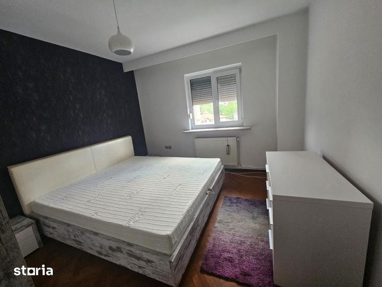 Apartament cu 3 camere în Calea București
