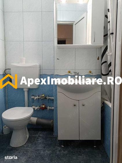 Garsonieră semidecomandată în Titan
