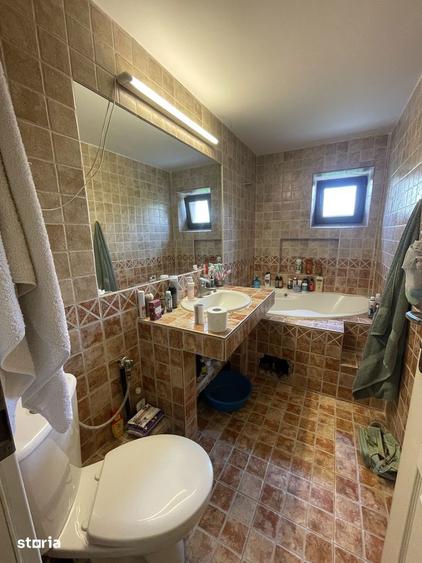 Apartament cu 3 camere decomandat, mobilat în 13 Septembrie