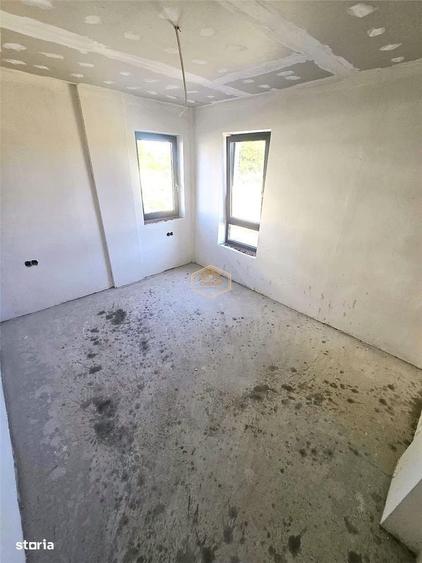 Apartament cu 3 camere în Micro 17