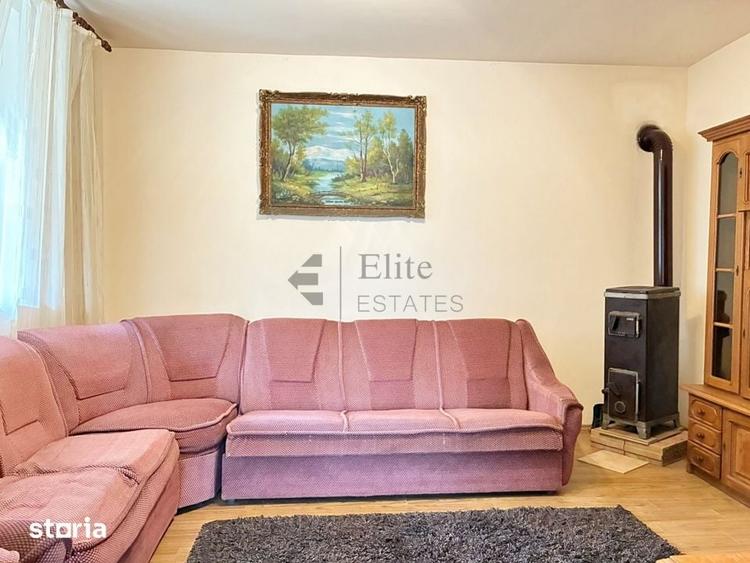 Casă cu 2 camere cu Teren 1591 Mp în Sânmartin