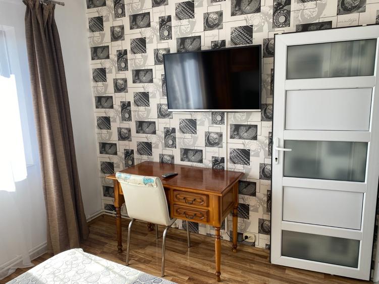 Apartament cu 3 camere decomandat, mobilat în Inel I