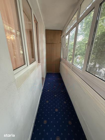 Apartament cu 3 camere semidecomandat în Micro 38