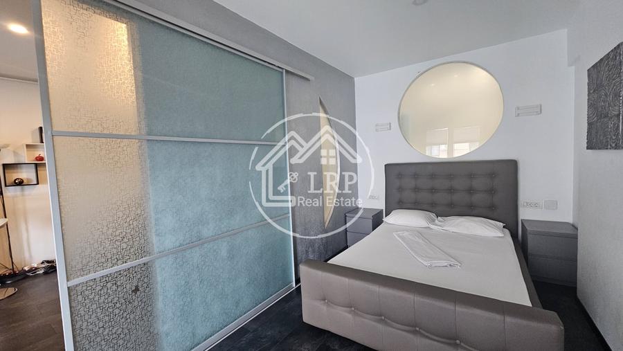 Apartament cu 2 camere semidecomandat în Uverturii