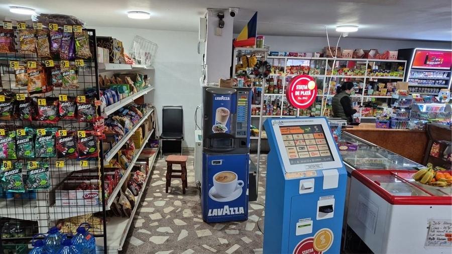 Spațiu comercial, de 800 mp, în Tătărăni