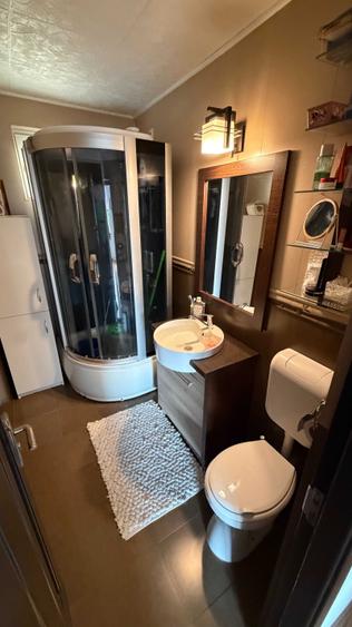 Apartament cu 3 camere decomandat în Vest