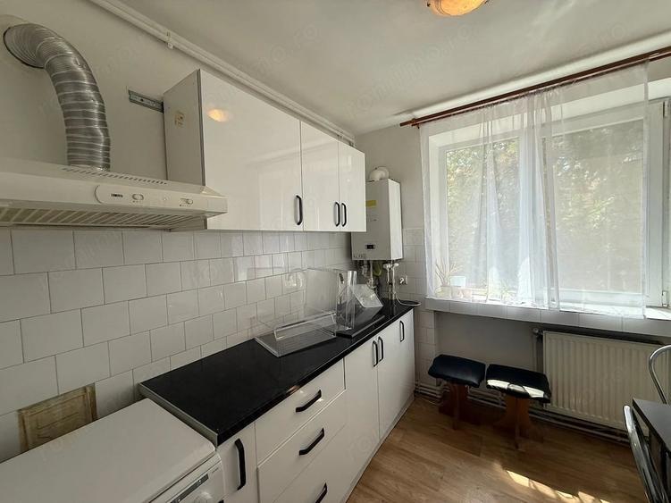 Apartament cu 2 camere semidecomandat în Ultracentral