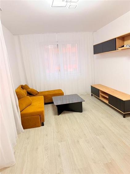 Apartament 3 camere - prima inchiriere - Grandis Coresi - cu loc de parcare - 3