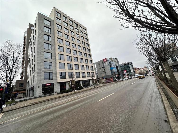 Birou, de 117 mp, în Centru Civic