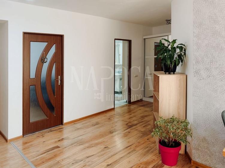 Apartament cu 2 camere semidecomandat în Florești