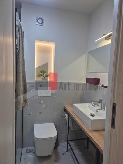 Apartament cu 4 camere decomandat în Prelungirea Ghencea