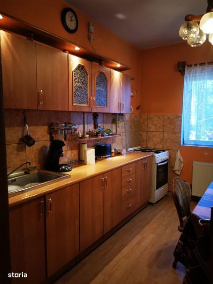 Casa spatioasa cu teren generos in Valea Calugareasca pentru familie - 1