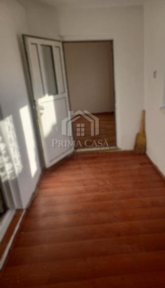 Casă cu 3 camere cu Teren 500 Mp în Dorobanți